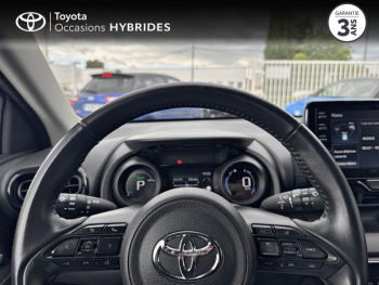 Photo 13 du bon plan TOYOTA Yaris 116h Design 5p MY22 occasion à 20990 €