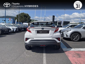 Photo 4 du bon plan TOYOTA C-HR 122h Dynamic 2WD E-CVT RC18 occasion à 15490 €
