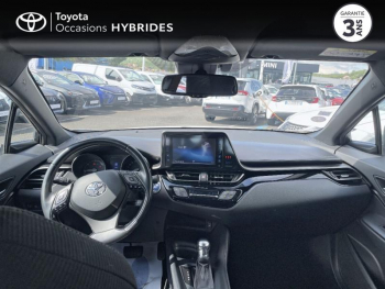 Photo 8 du bon plan TOYOTA C-HR 122h Dynamic 2WD E-CVT RC18 occasion à 15490 €