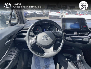 Photo 9 du bon plan TOYOTA C-HR 122h Dynamic 2WD E-CVT RC18 occasion à 15490 €