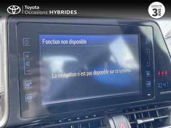 Photo 15 du bon plan TOYOTA C-HR 122h Dynamic 2WD E-CVT RC18 occasion à 15490 €