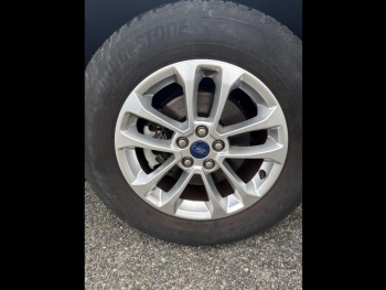 Photo 14 du bon plan FORD Kuga 2.5 Duratec 190ch FHEV E85 Titanium BVA occasion à 29990 €