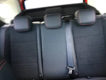 Photo 16 du bon plan FORD EcoSport 1.5 EcoBlue 120ch ST-Line occasion à 16490 €