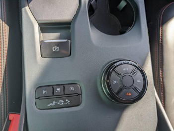 Photo 18 du bon plan FORD Ranger VUL 3.0 EcoBoost V6 292ch Stop&Start Double Cabine Raptor BVA10 occasion à 65900 €