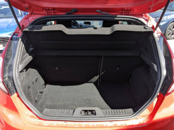 Photo 7 du bon plan FORD Fiesta 1.0 EcoBoost 125ch Stop&Start ST-Line 3p Euro6.2 occasion à 10900 €