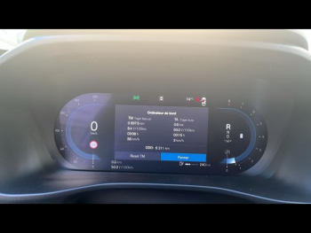 Photo 6 du bon plan VOLVO XC40 B3 163ch Plus DCT 7 occasion à 36900 €