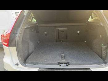 Photo 10 du bon plan VOLVO XC40 B3 163ch Plus DCT 7 occasion à 36900 €