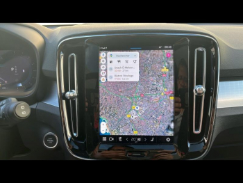 Photo 15 du bon plan VOLVO XC40 B3 163ch Plus DCT 7 occasion à 36900 €