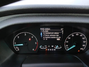 Photo 19 du bon plan FORD Transit 2T Fg VUL T330 L3H2 2.0 EcoBlue 170ch S&S Trend Business BVA occasion à 24000 €