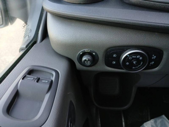 Photo 20 du bon plan FORD Transit 2T Fg VUL T330 L3H2 2.0 EcoBlue 170ch S&S Trend Business BVA occasion à 24000 €