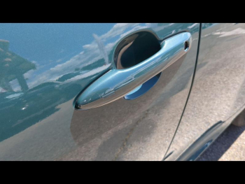 Photo 21 du bon plan TOYOTA Yaris 116h Design 5p MY25 occasion à 24350 €
