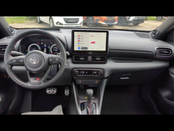 Photo 18 du bon plan TOYOTA Yaris 130h GR Sport 5p MC24 occasion à 27590 €