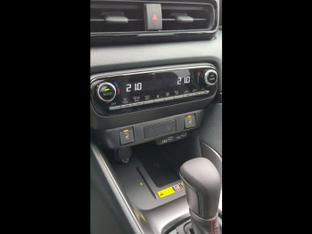 Photo 28 du bon plan TOYOTA Yaris 130h GR Sport 5p MC24 occasion à 27590 €