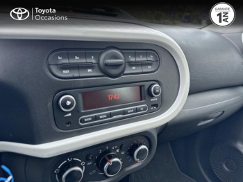 Photo 15 du bon plan RENAULT Twingo 0.9 TCe 95ch Zen - 20 occasion à 9990 €