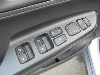 Photo 11 du bon plan HYUNDAI Kona Electric 136ch Creative Euro6d-T EVAP occasion à 15900 €