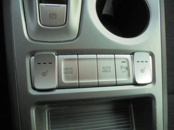 Photo 27 du bon plan HYUNDAI Kona Electric 136ch Creative Euro6d-T EVAP occasion à 15900 €