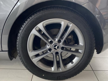 Photo 5 du bon plan MERCEDES-BENZ Classe A 180 d 116ch Style Line 7G-DCT occasion à 22790 €