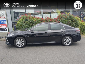 Photo 3 du bon plan TOYOTA Camry 2.5 Hybride 218ch Dynamic Business + Programme Beyond Zero Academy MY23 occasion à 39090 €