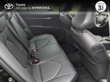 Photo 7 du bon plan TOYOTA Camry 2.5 Hybride 218ch Dynamic Business + Programme Beyond Zero Academy MY23 occasion à 39090 €