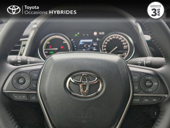 Photo 13 du bon plan TOYOTA Camry 2.5 Hybride 218ch Dynamic Business + Programme Beyond Zero Academy MY23 occasion à 39090 €
