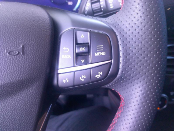 Photo 18 du bon plan FORD Kuga 2.5 Duratec 190ch FHEV E85 ST-Line X BVA occasion à 32590 €