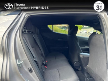 Photo 7 du bon plan TOYOTA C-HR 122h Edition 2WD E-CVT RC18 occasion à 19980 €