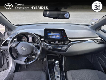 Photo 8 du bon plan TOYOTA C-HR 122h Edition 2WD E-CVT RC18 occasion à 19980 €