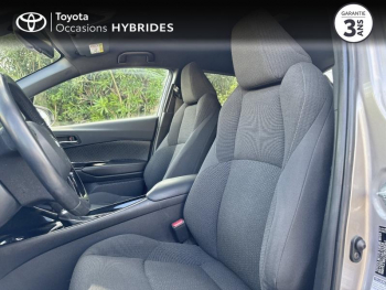 Photo 11 du bon plan TOYOTA C-HR 122h Edition 2WD E-CVT RC18 occasion à 19980 €