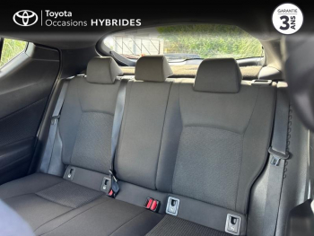 Photo 12 du bon plan TOYOTA C-HR 122h Edition 2WD E-CVT RC18 occasion à 19980 €