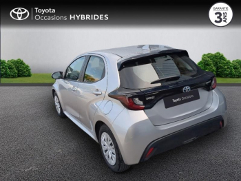 Photo 2 du bon plan TOYOTA Yaris 116h Dynamic Business 5p + Programme Beyond Zero Academy MY22 occasion à 21990 €