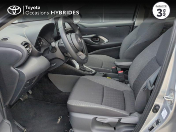 Photo 11 du bon plan TOYOTA Yaris 116h Dynamic Business 5p + Programme Beyond Zero Academy MY22 occasion à 21990 €