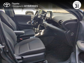 Photo 6 du bon plan TOYOTA Yaris 116h Design 5p MY22 occasion à 20980 €