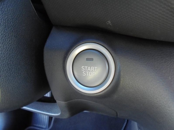 Photo 13 du bon plan HYUNDAI Kona Electric 136ch Intuitive Euro6d-T EVAP 2cv occasion à 13890 €