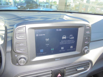 Photo 15 du bon plan HYUNDAI Kona Electric 136ch Intuitive Euro6d-T EVAP 2cv occasion à 13890 €