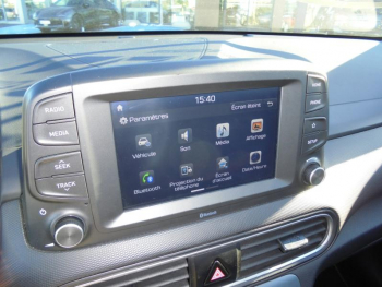 Photo 17 du bon plan HYUNDAI Kona Electric 136ch Intuitive Euro6d-T EVAP 2cv occasion à 13890 €