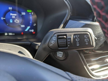 Photo 8 du bon plan FORD Kuga 2.5 Duratec 190ch FHEV E85 ST-Line X BVA occasion à 26900 €