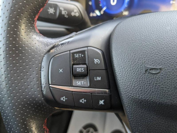 Photo 16 du bon plan FORD Kuga 2.5 Duratec 190ch FHEV E85 ST-Line X BVA occasion à 26900 €