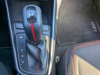 Photo 20 du bon plan HYUNDAI i20 1.0 T-GDi 100ch N Line Michel Vaillant DCT-7 Hybrid occasion à 17950 €