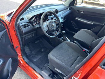 Photo 2 du bon plan SUZUKI Swift 1.2 Dualjet Hybrid 83ch Pack Auto occasion à 16490 €