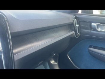 Photo 12 du bon plan VOLVO C40 Recharge Twin 408ch First Edition EDT AWD occasion à 34900 €