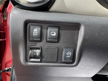 Photo 24 du bon plan NISSAN Micra 1.0 IG-T 100ch Visia Pack 2020 occasion à 11490 €