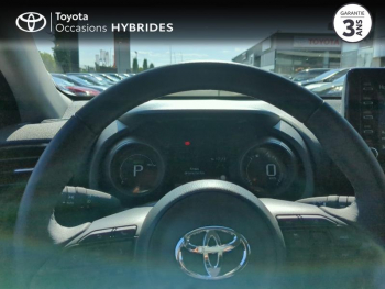 Photo 13 du bon plan TOYOTA Yaris 116h Design 5p MY22 occasion à 20990 €