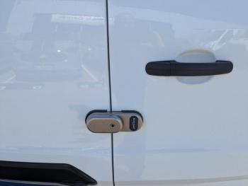 Photo 19 du bon plan FORD Transit Custom Fg VUL 300 L2H1 2.0 EcoBlue 130 S&S Trend Business BVA6 7cv occasion à 29400 €