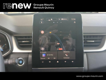 Photo 17 du bon plan RENAULT Captur 1.6 E-Tech hybride 145ch Techno Fast Track occasion à 23950 €