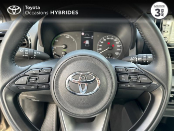 Photo 5 du bon plan TOYOTA Yaris 116h Dynamic Business 5p + Programme Beyond Zero Academy MY22 occasion à 18990 €