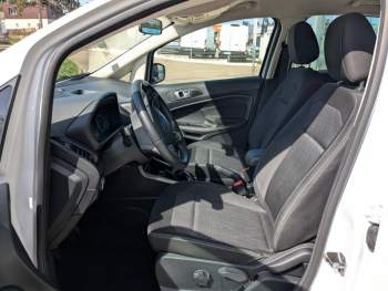 Photo 16 du bon plan FORD EcoSport 1.0 EcoBoost 100ch Trend Euro6.2 occasion à 15590 €