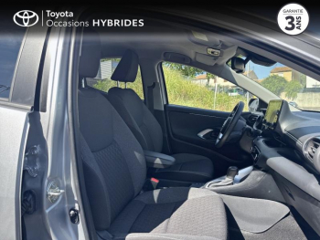 Photo 6 du bon plan TOYOTA Yaris 116h Design 5p MY22 occasion à 20990 €