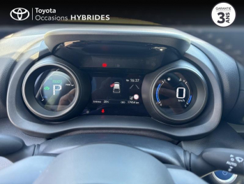 Photo 14 du bon plan TOYOTA Yaris 116h Design 5p MY22 occasion à 20990 €