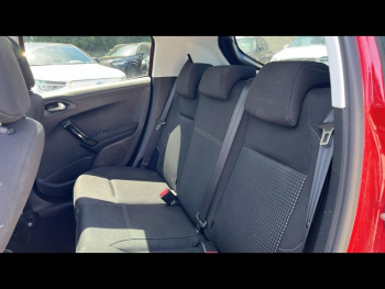 Photo 11 du bon plan PEUGEOT 208 1.2 PureTech 110ch Allure S&S 5p occasion à 7900 €