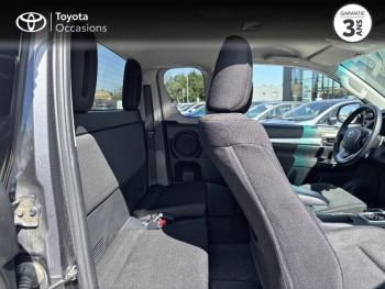 Photo 7 du bon plan TOYOTA Hilux VUL 2.4 D-4D X-Tra Cabine LÃ©gende 4WD BVA MC20 occasion à 42990 €